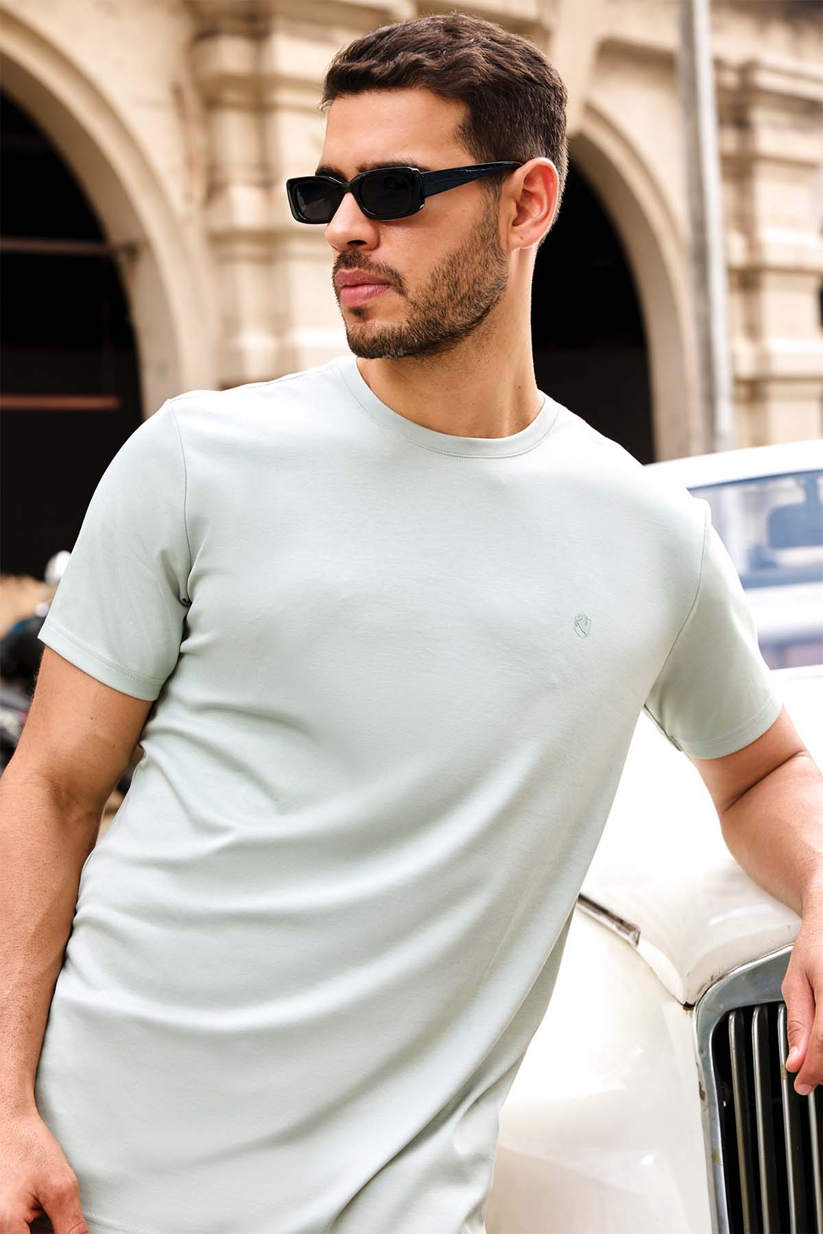 Trueform Tee