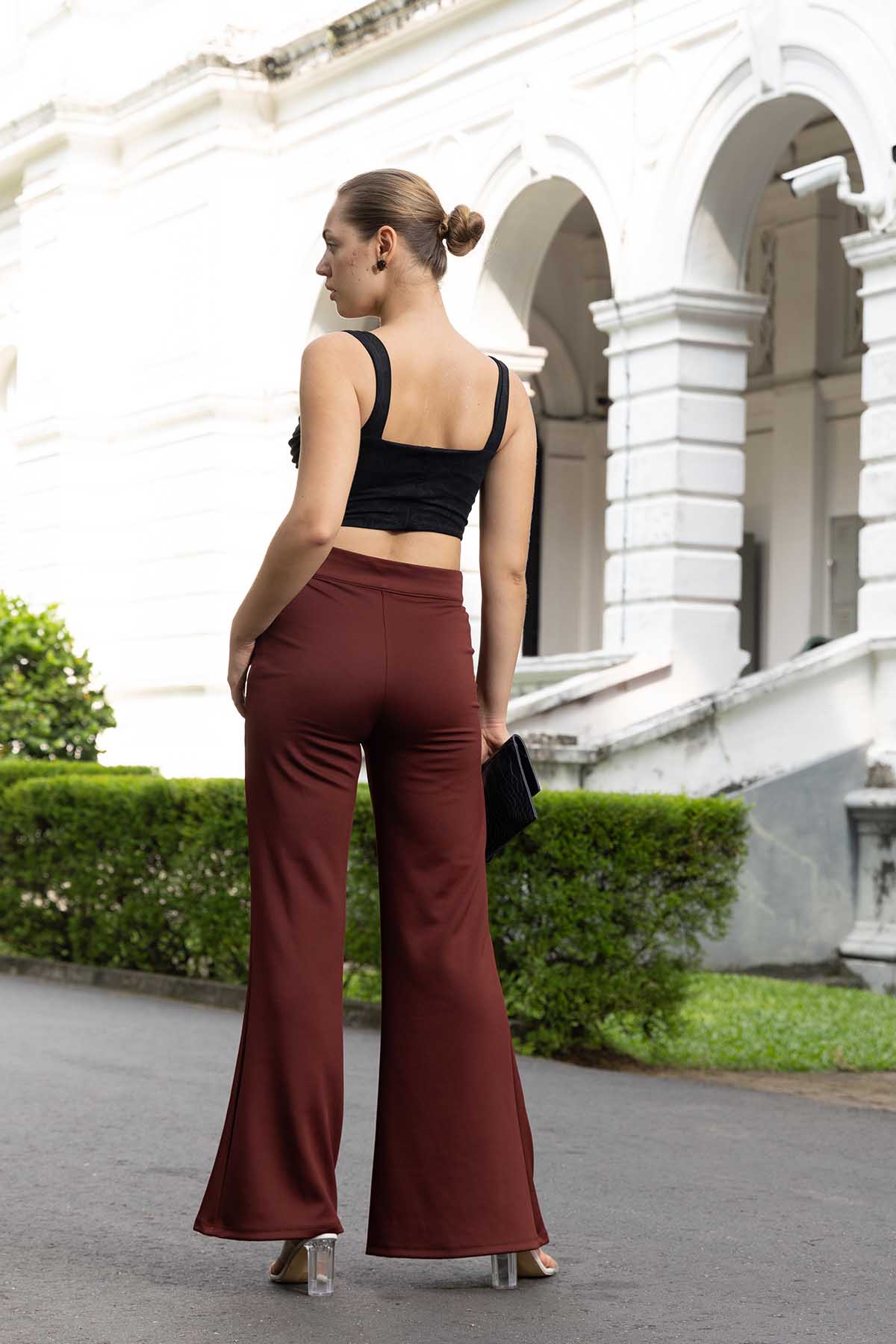 Regal embrace pant