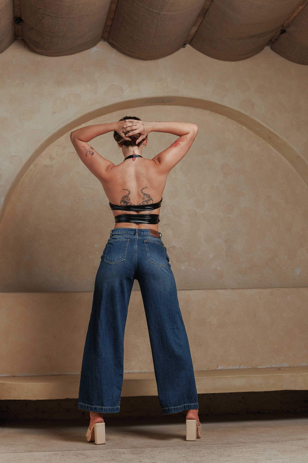 Denim wide leg seam front jean