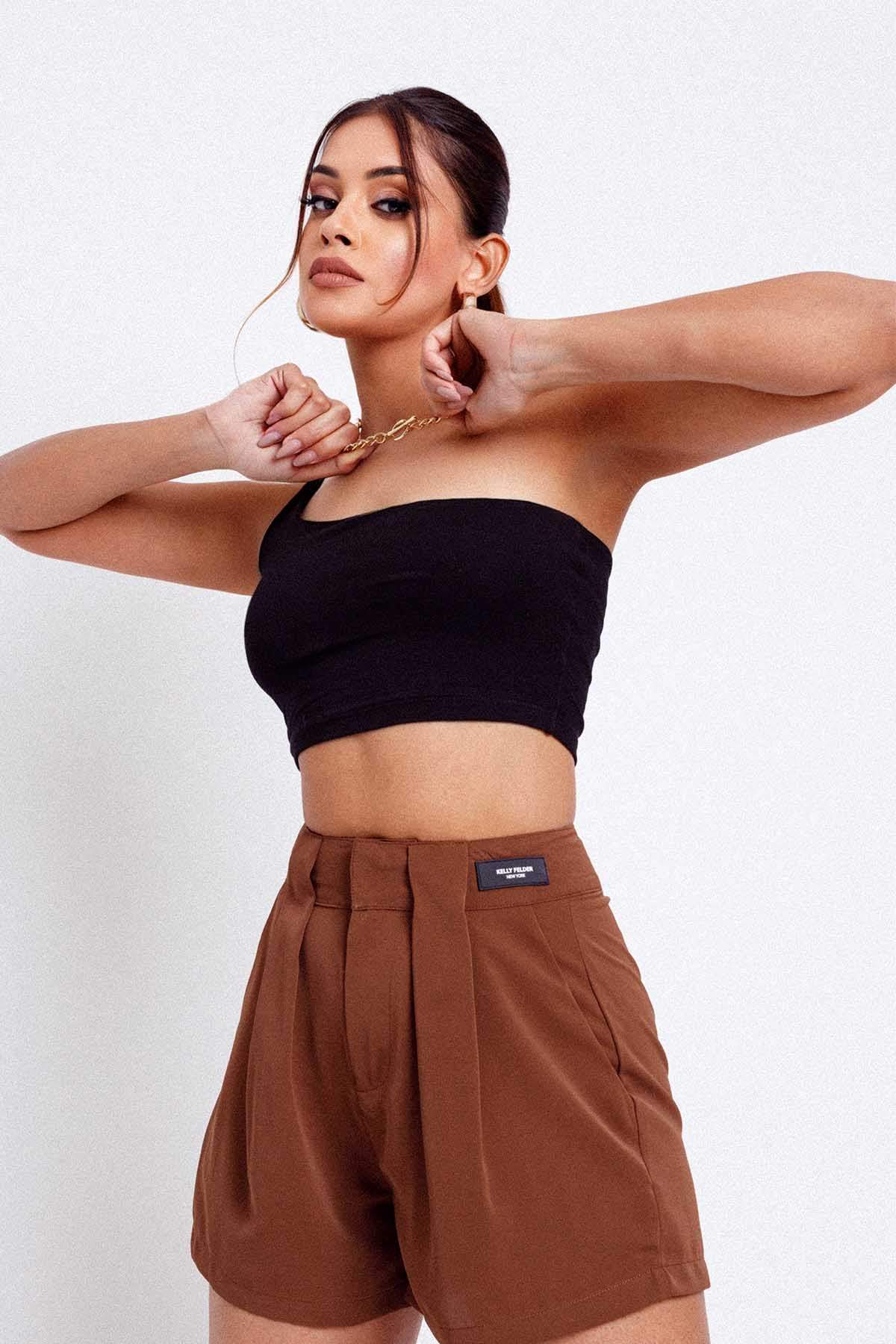 Scarlett Short